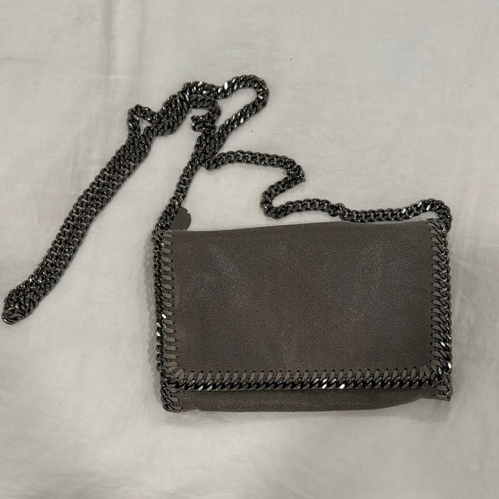 Stylish Gray Chain-Trimmed Women's Bag